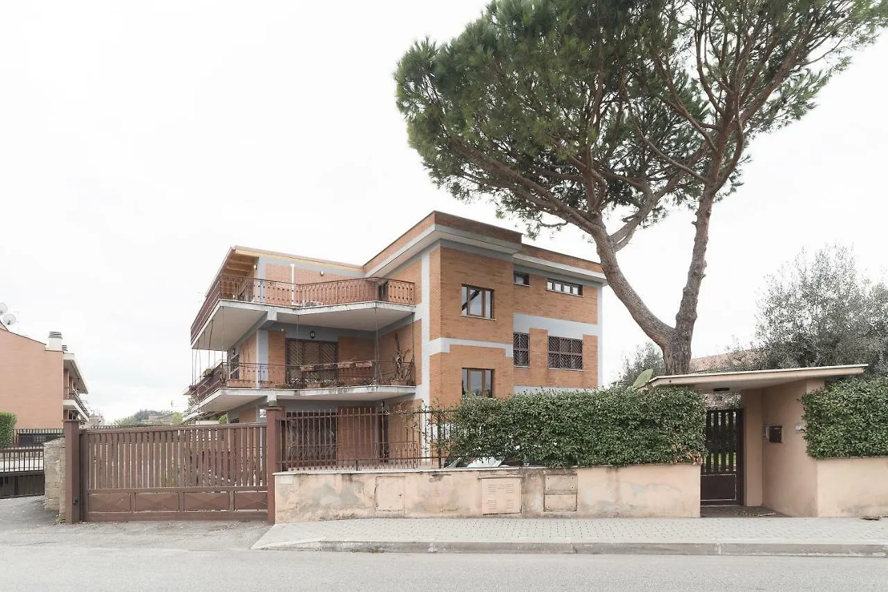 Peperino Attic Flat Apartment Ciampino