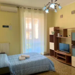  Apartment Alexandra House